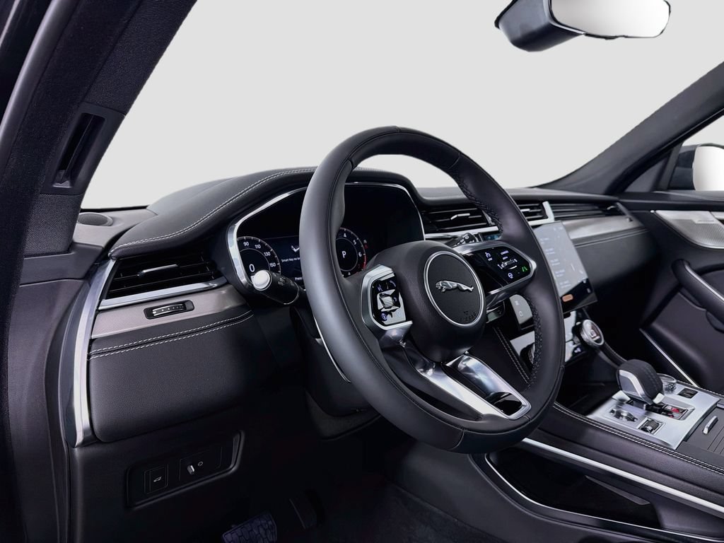 New 2026 Jaguar F-PACE R-Dynamic S AWD/4WD image 9