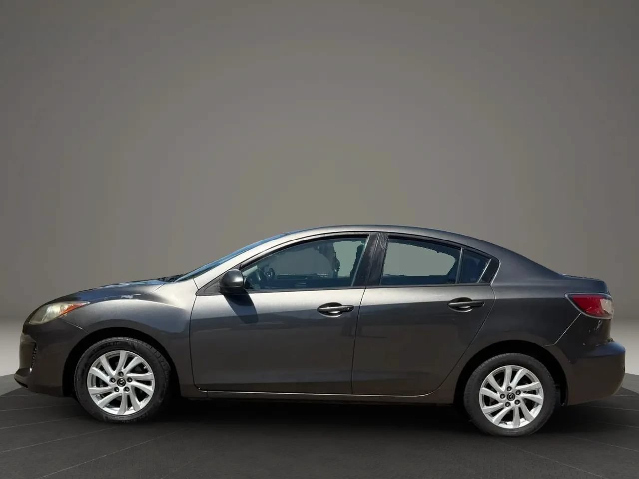Used 2013 MAZDA MAZDA3 i Touring FWD image 8