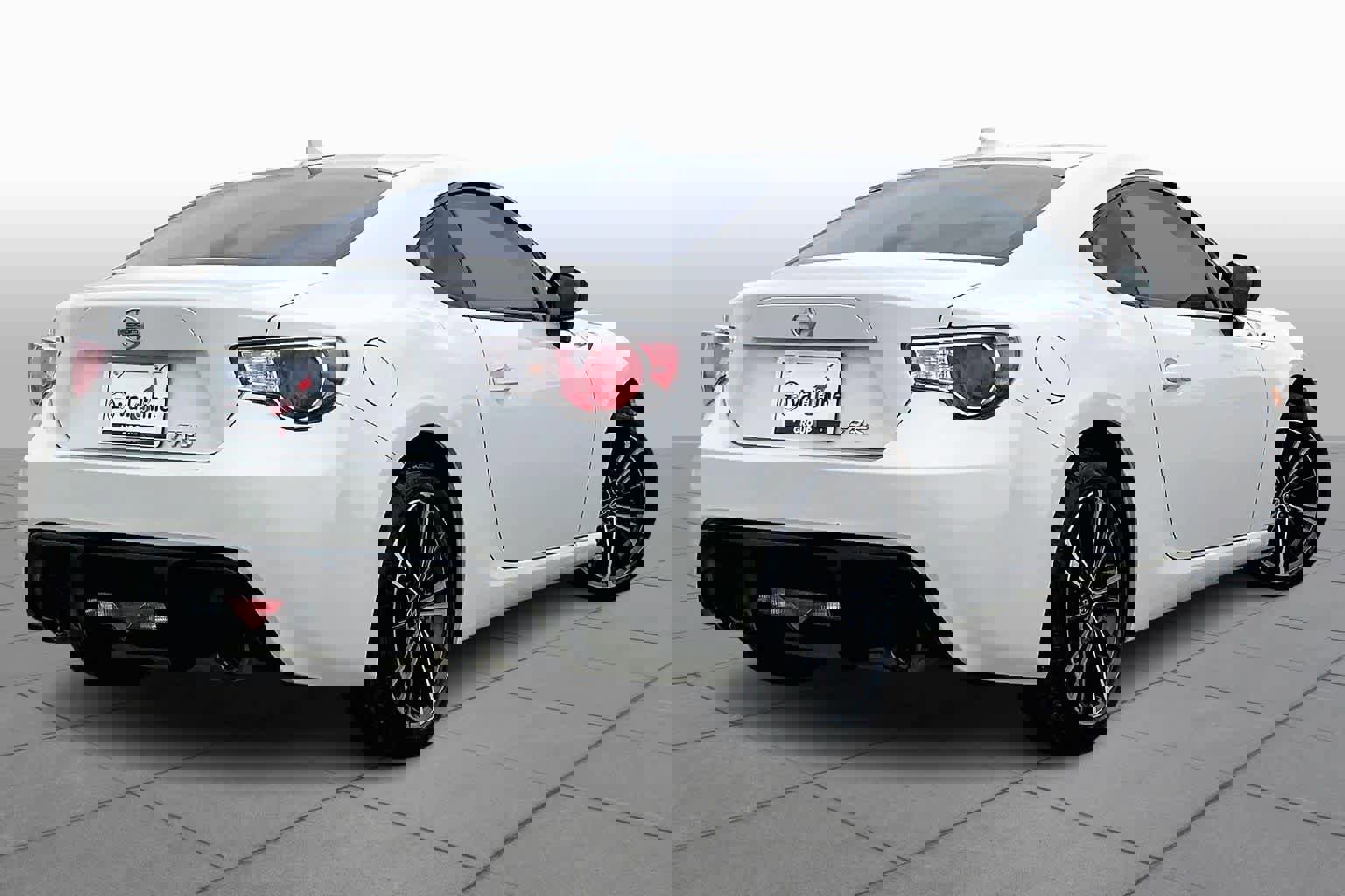 Used 2015 Scion FR-S image 13