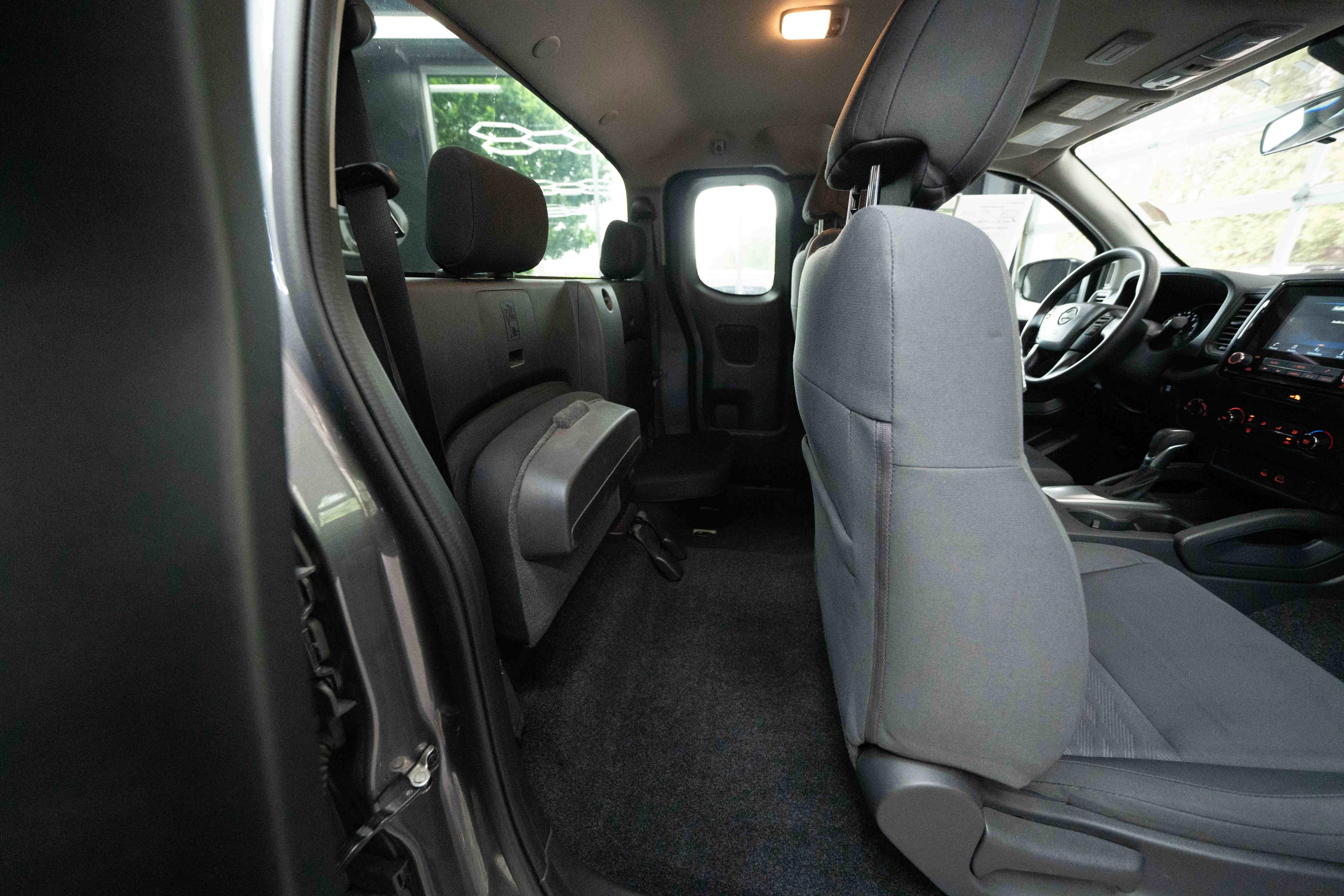 Used 2022 Nissan Frontier S AWD/4WD image 23