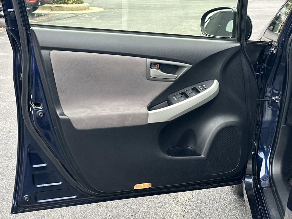 Used 2013 Toyota Prius Three image 22