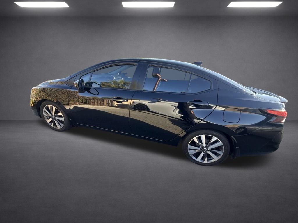 Used 2020 Nissan Versa SR FWD image 19