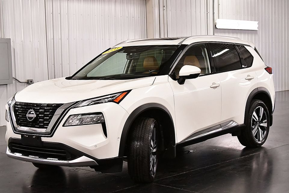 Used 2023 Nissan Rogue Platinum w/ Platinum Premium Package AWD/4WD image 3