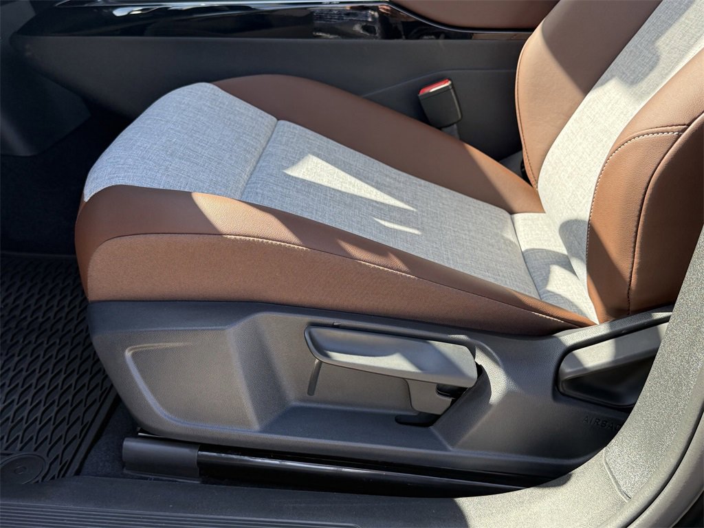 New 2025 Volkswagen ID.4 Pro image 13