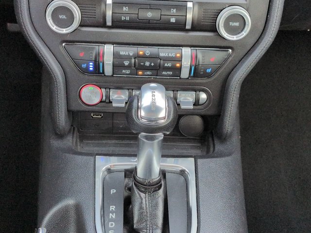 Used 2021 Ford Mustang Premium RWD image 18