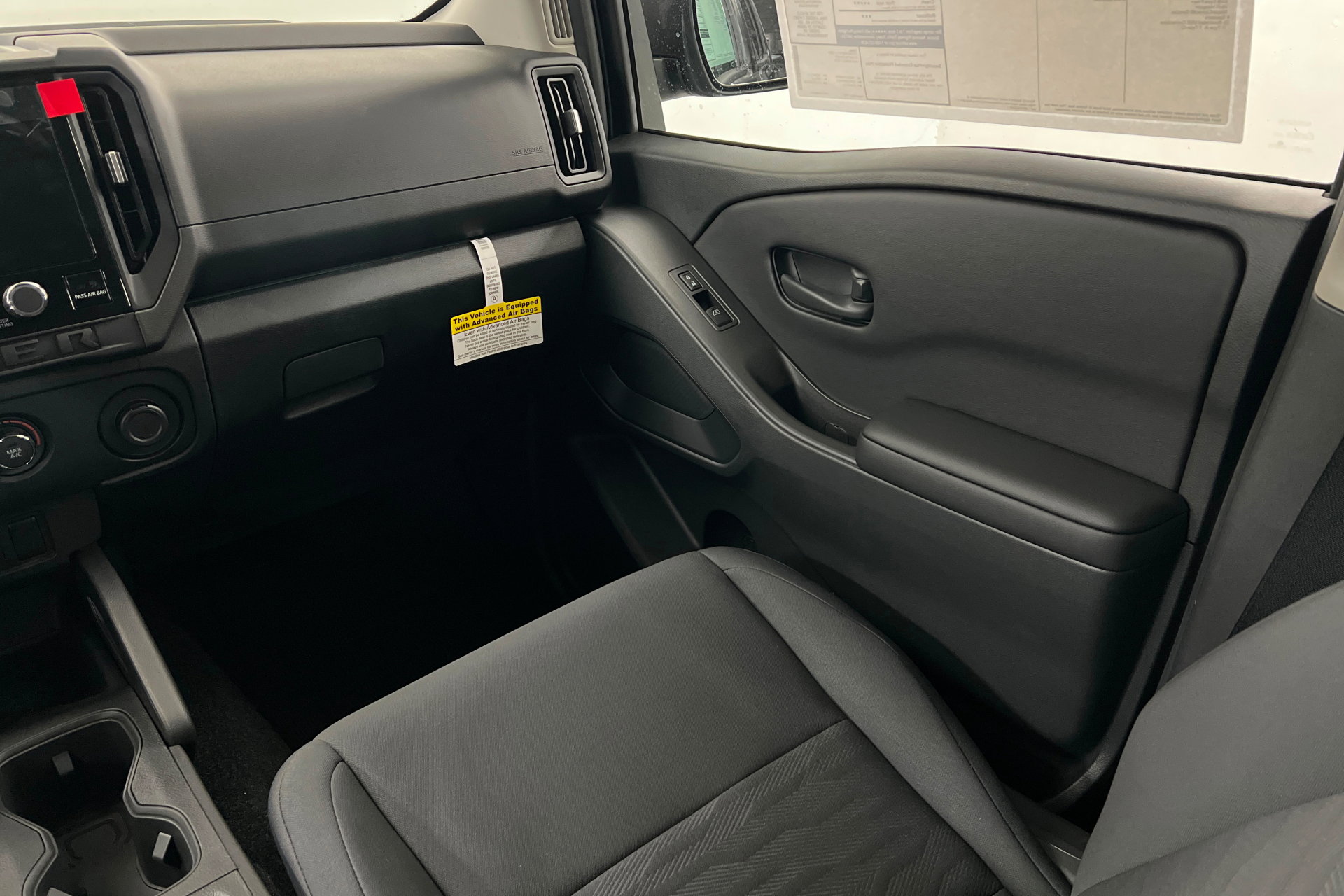 New 2026 Nissan Frontier S image 10