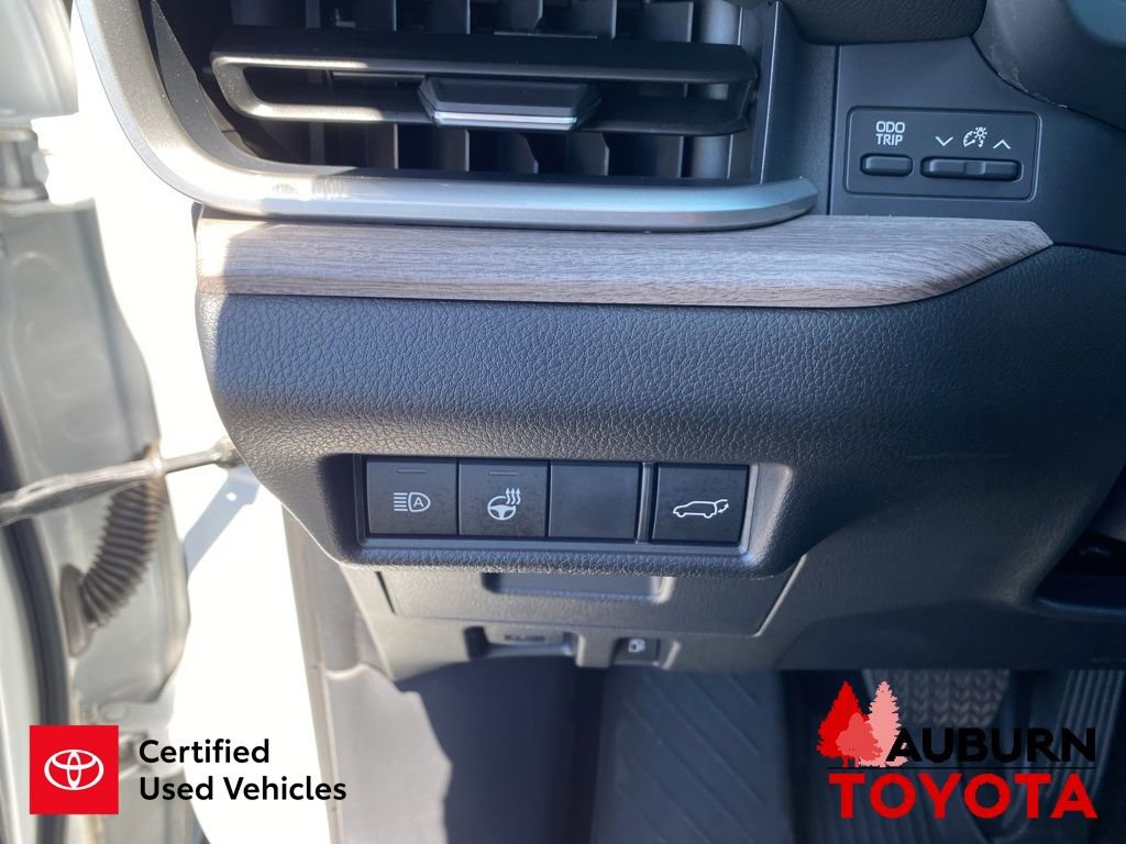 Certified 2025 Toyota Grand Highlander AWD image 42