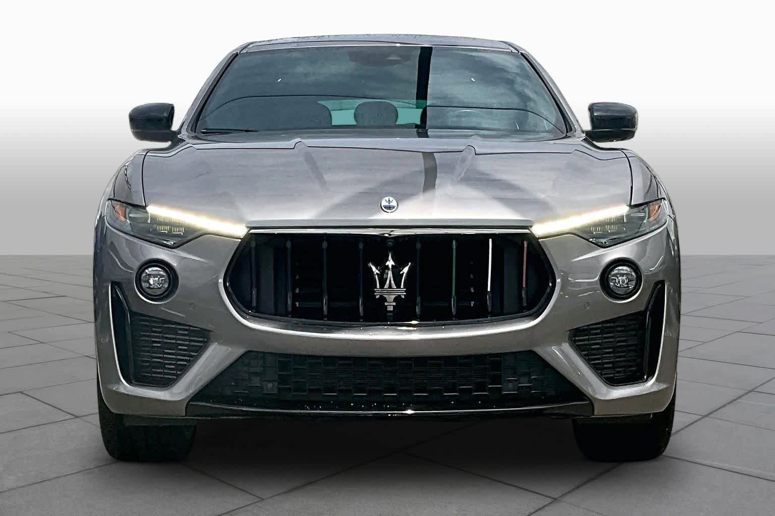 Used 2022 Maserati Levante Modena AWD/4WD image 3