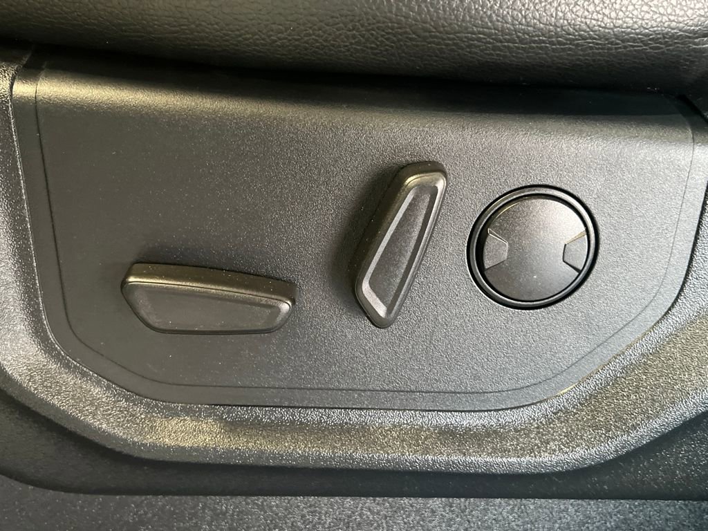 Used 2021 Ford F250 Lariat image 36