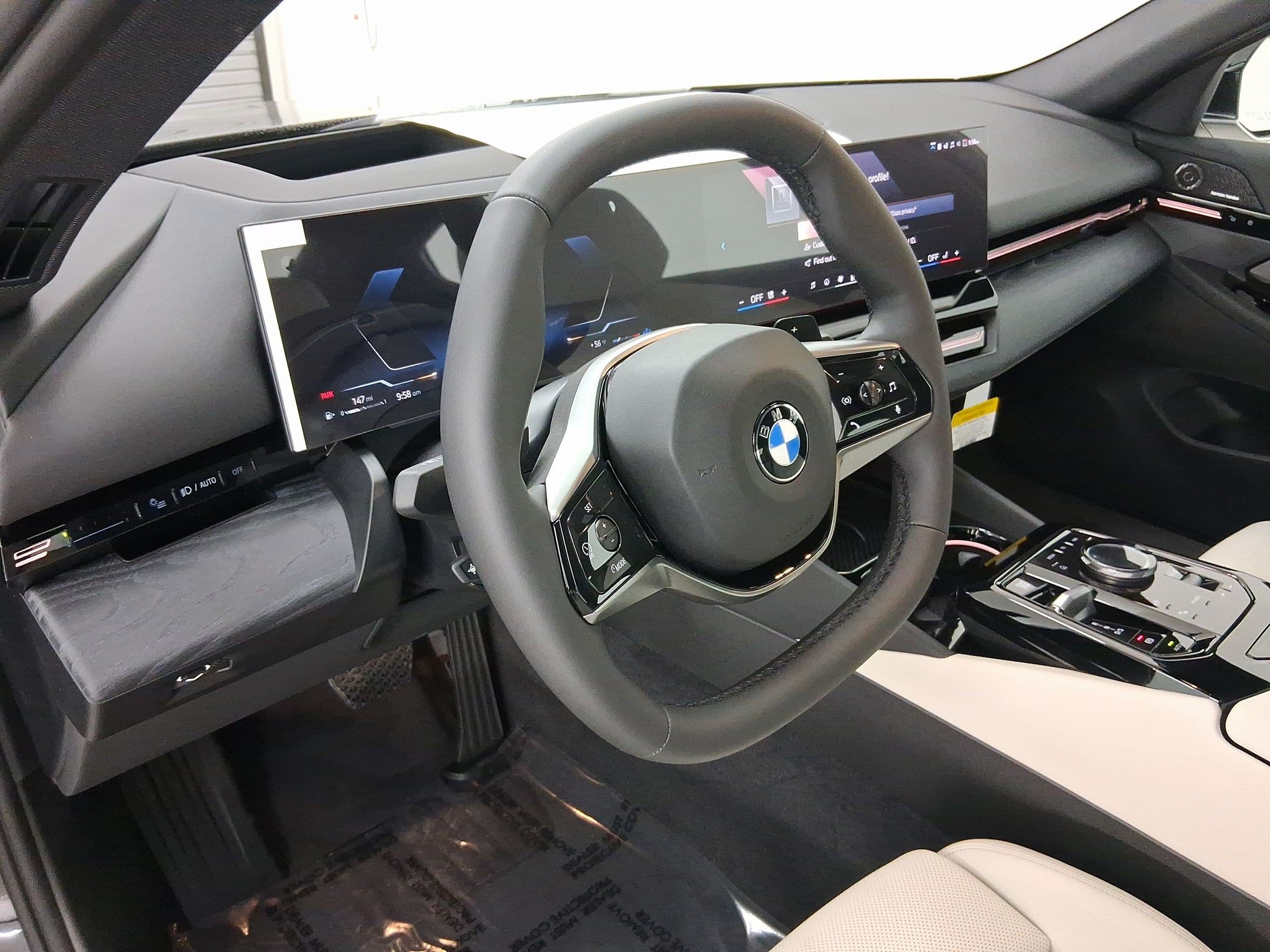 New 2026 BMW 530i RWD image 19