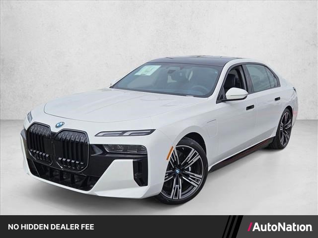 Used 2026 BMW 750e xDrive AWD/4WD image 1