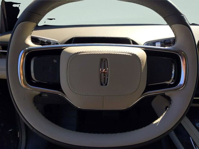 Certified 2024 Lincoln Nautilus Reserve AWD/4WD image 35