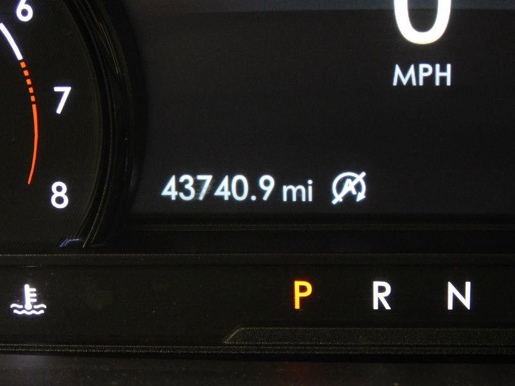 Used 2021 Lincoln Corsair Standard w/ Equipment Group 101A image 35