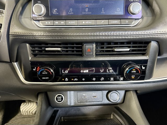 Certified 2023 Nissan Rogue SV w/ SV Premium B Package AWD/4WD image 11