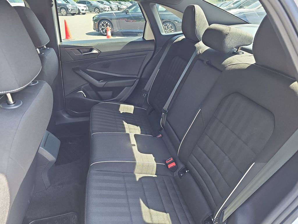 Certified 2023 Volkswagen Jetta Sport FWD image 27