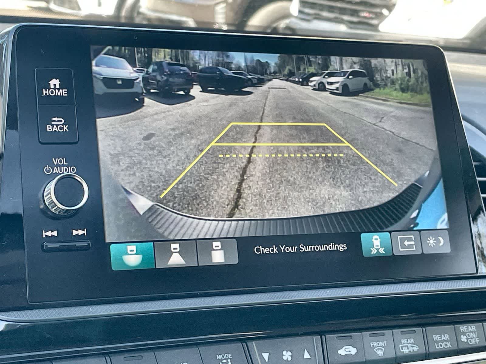 New 2026 Honda Odyssey Touring image 16