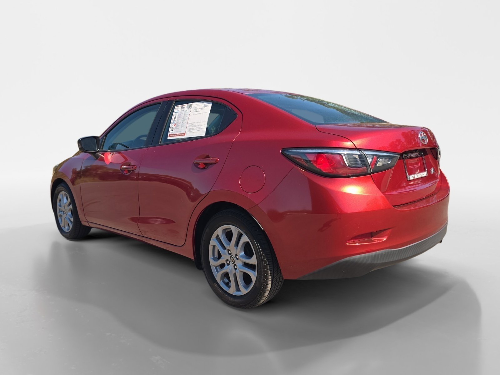 Used 2016 Scion iA FWD image 3
