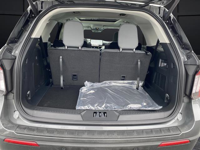 New 2026 Ford Explorer Active w/ Active Comfort Package image 15