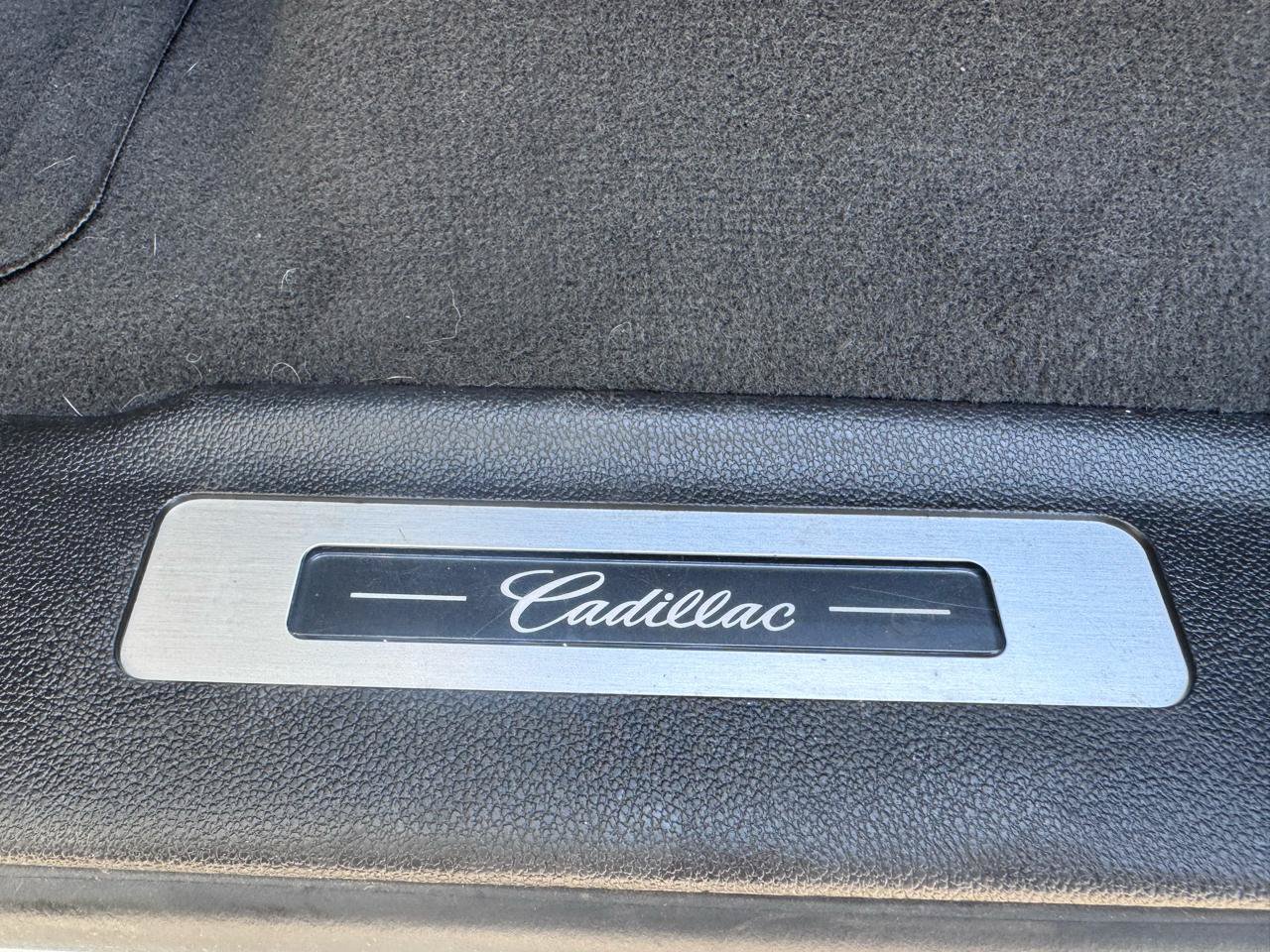Used 2015 Cadillac Escalade Premium RWD image 46