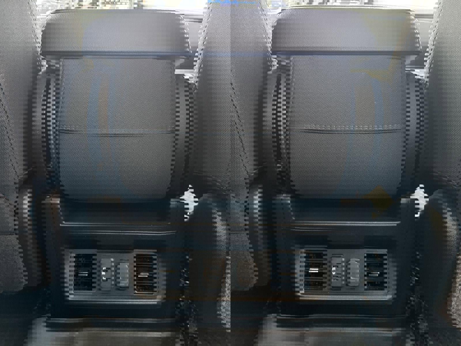 Used 2020 GMC Sierra 1500 Elevation w/ Elevation Value Package image 32