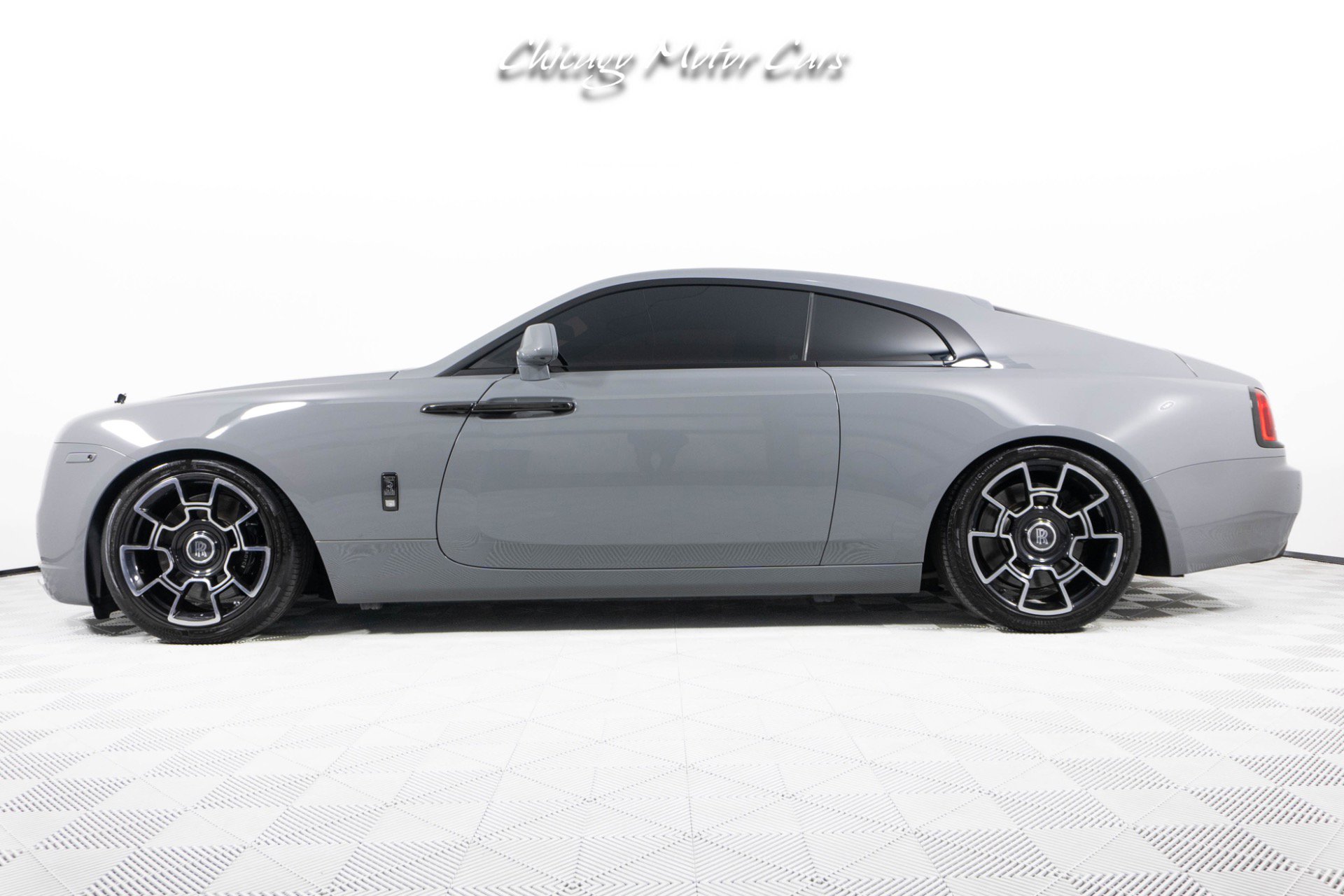 Used 2017 Rolls-Royce Wraith image 3