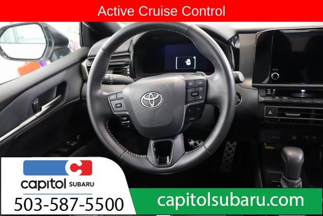 Used 2025 Toyota Camry SE image 16