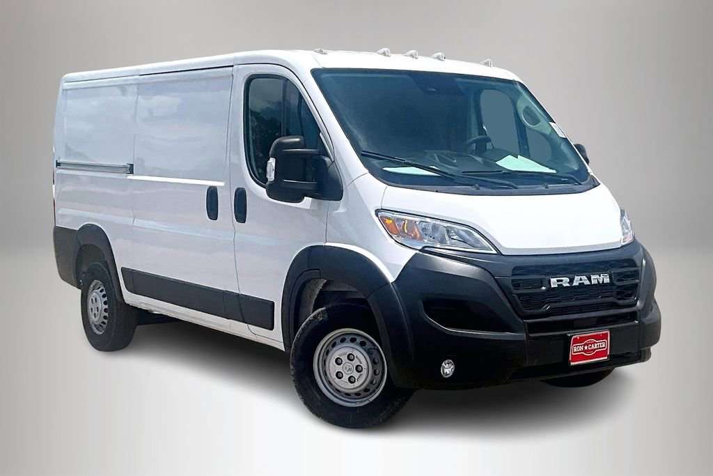 New 2024 RAM ProMaster 2500 w/ Convenience Group image 1