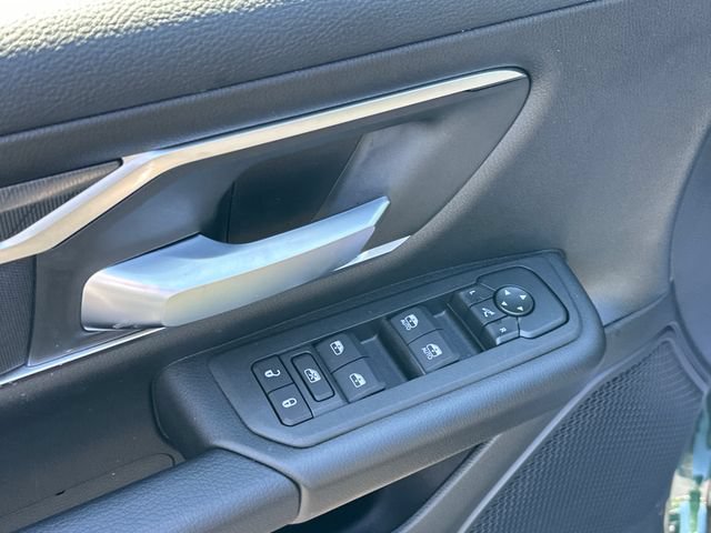 New 2026 RAM 1500 Big Horn AWD/4WD image 13