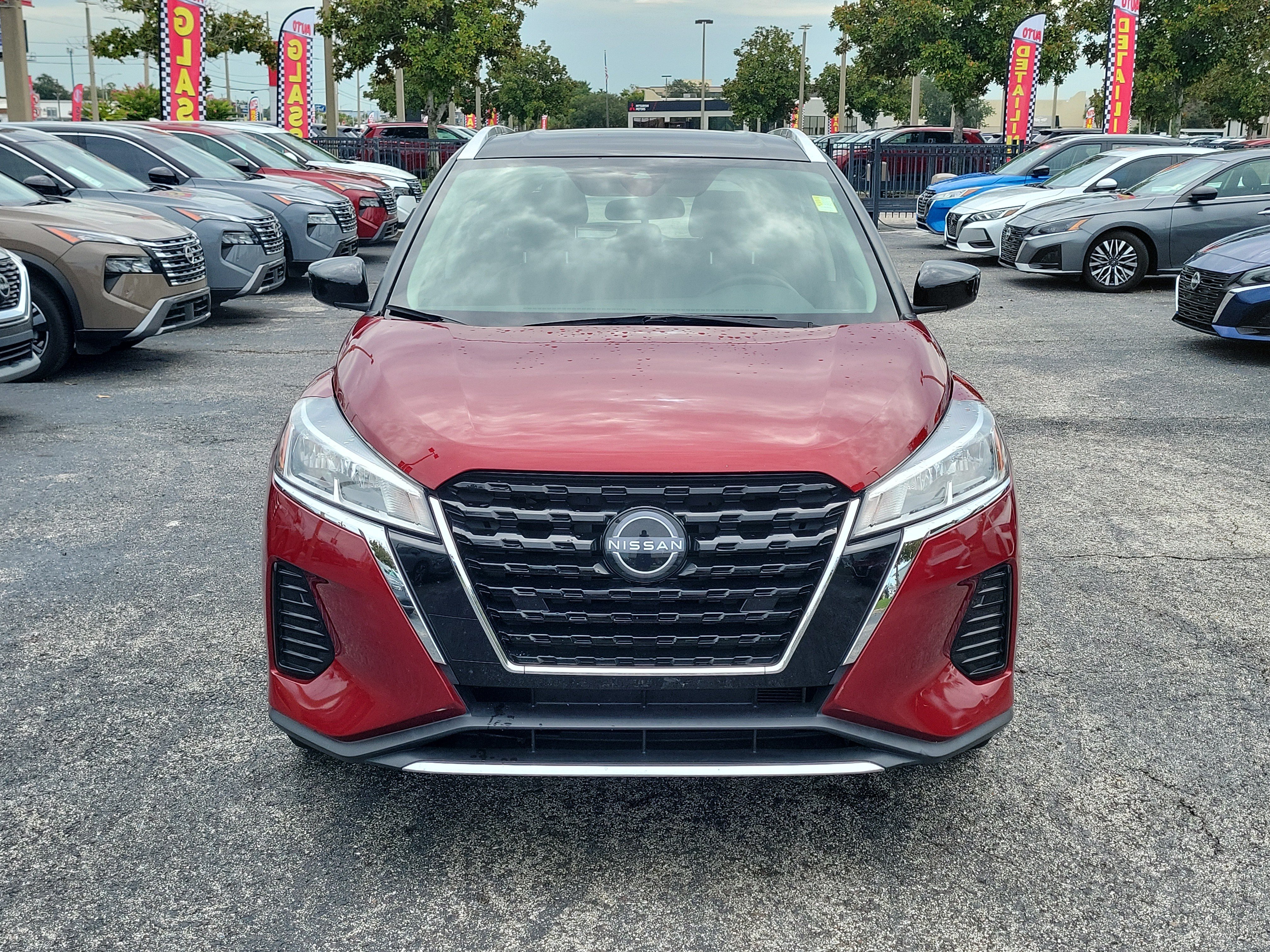 Certified 2023 Nissan Kicks SV FWD image 2
