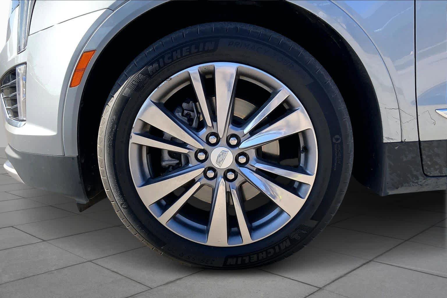 Used 2024 Cadillac XT5 Premium Luxury AWD/4WD image 11