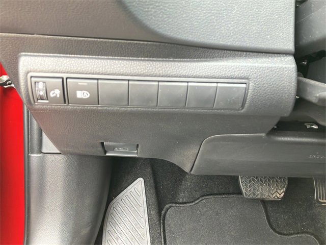 Used 2025 Toyota Corolla SE image 23