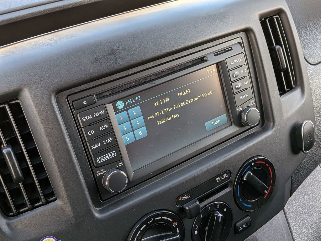 Used 2019 Nissan NV200 SV w/ Navigation Package image 21