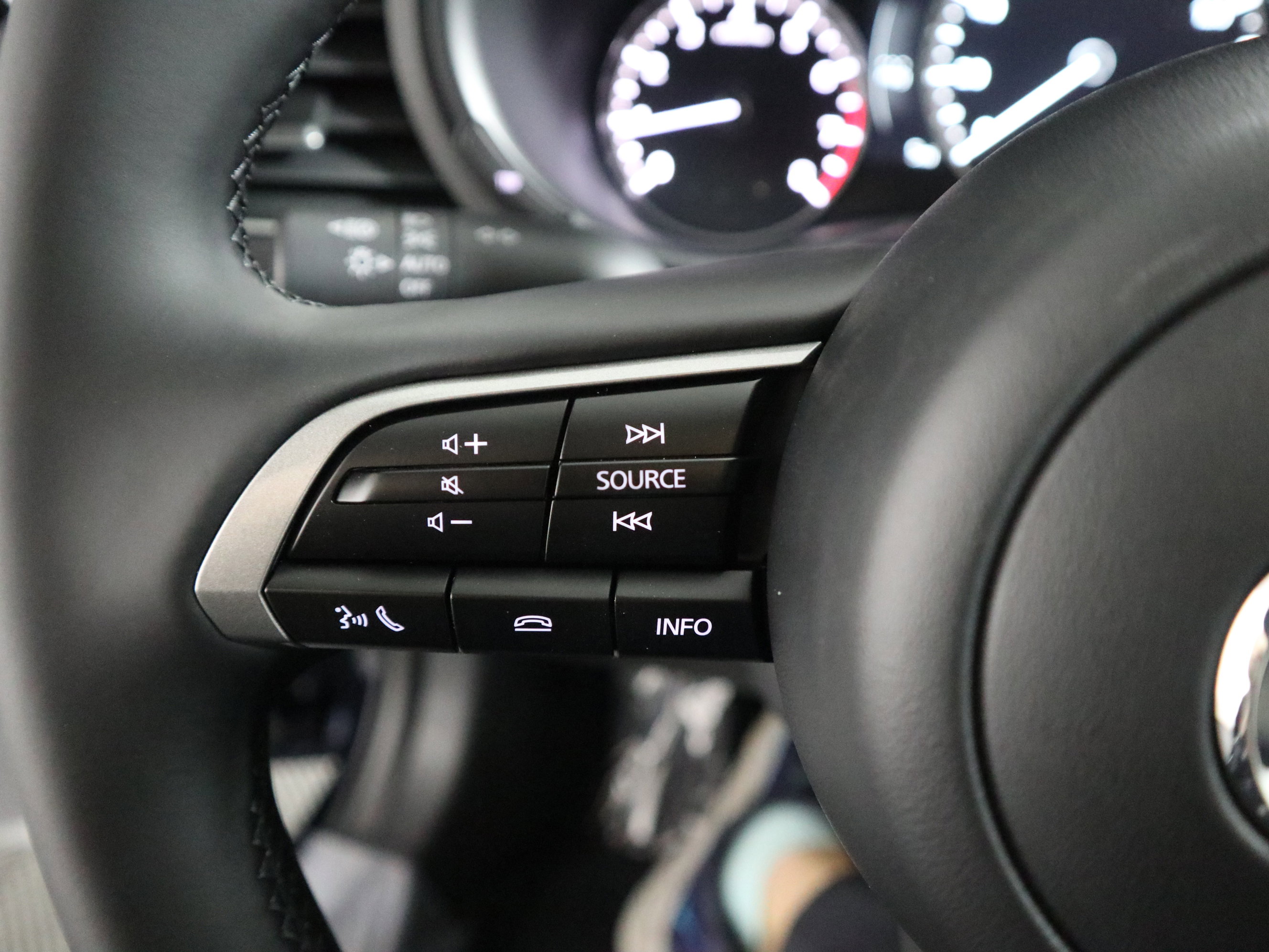 New 2026 MAZDA MAZDA3 2.5 S Sedan w/ Preferred Pkg image 25