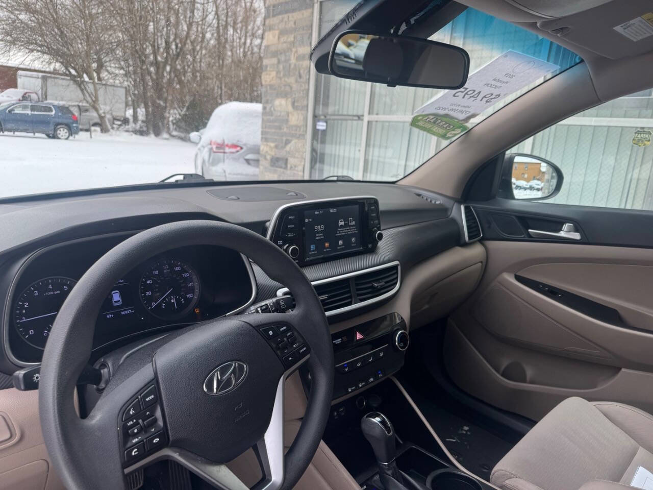 Used 2019 Hyundai Tucson SE image 12