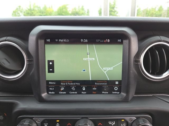 Used 2020 Jeep Wrangler Unlimited Sahara w/ Dual Top Group AWD/4WD image 7