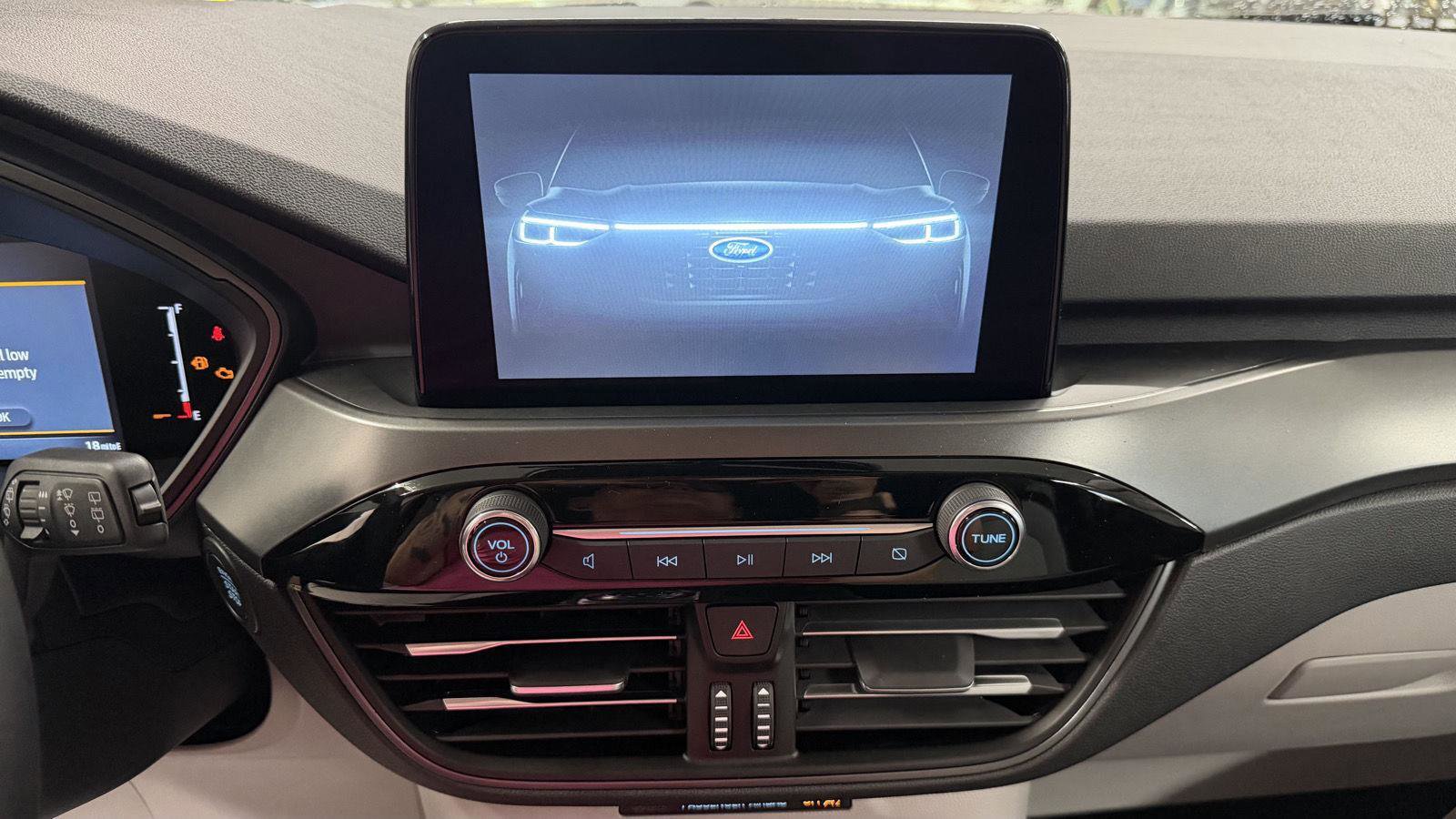 New 2025 Ford Escape Active w/ Cold Weather Package image 10