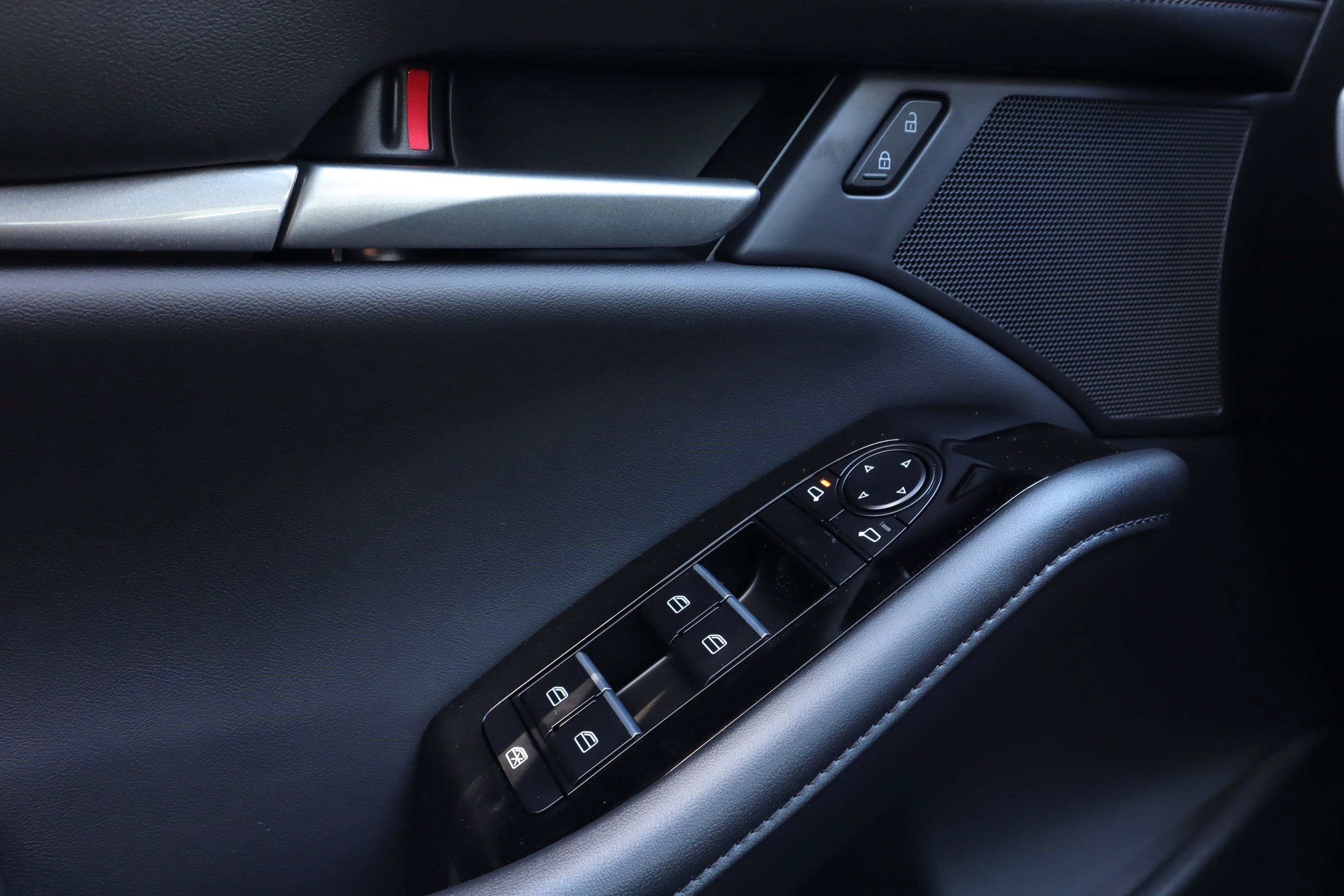 New 2026 MAZDA MAZDA3 2.5 S Sedan w/ Preferred Pkg image 18