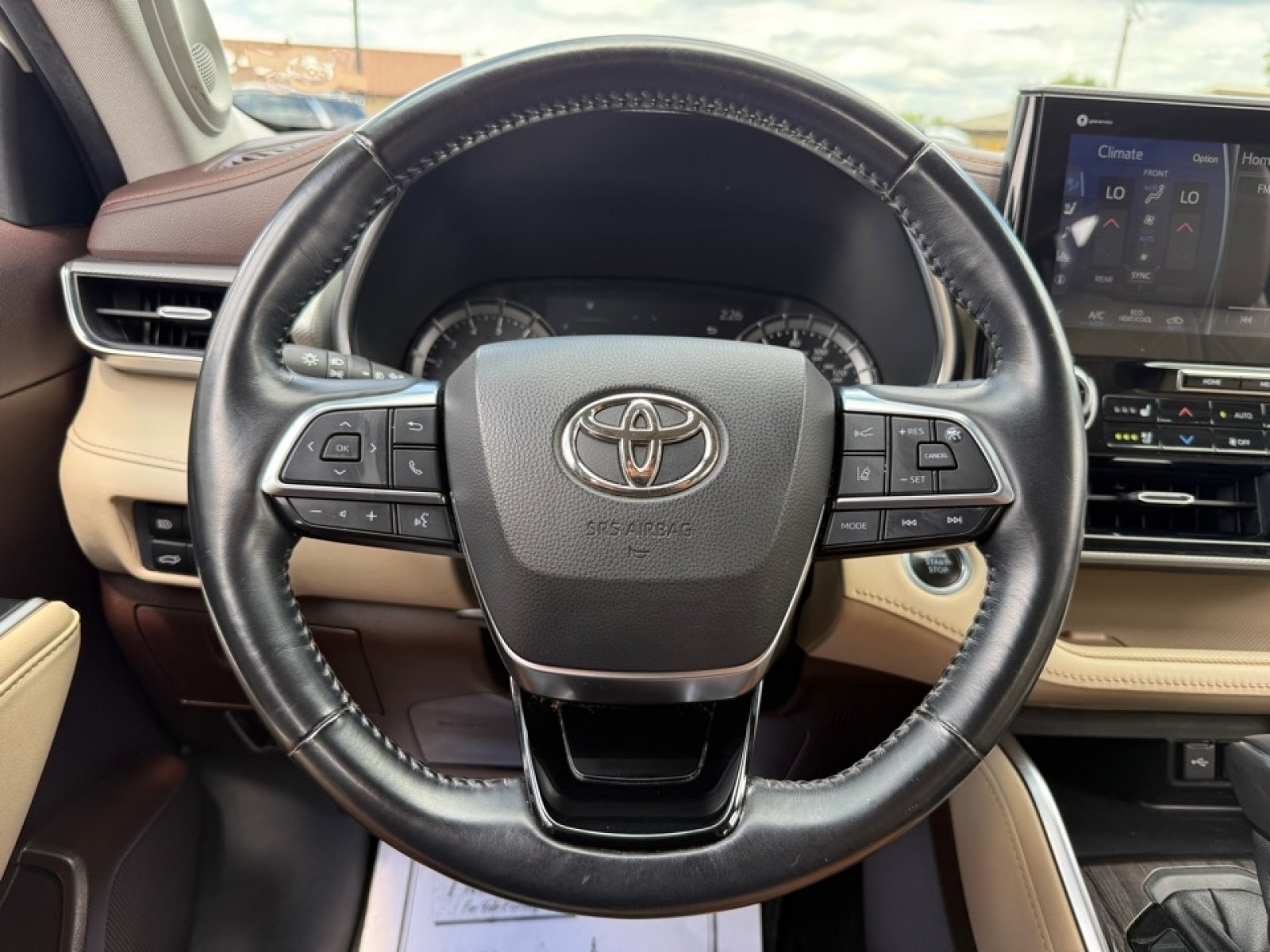 Used 2021 Toyota Highlander Limited AWD/4WD image 20
