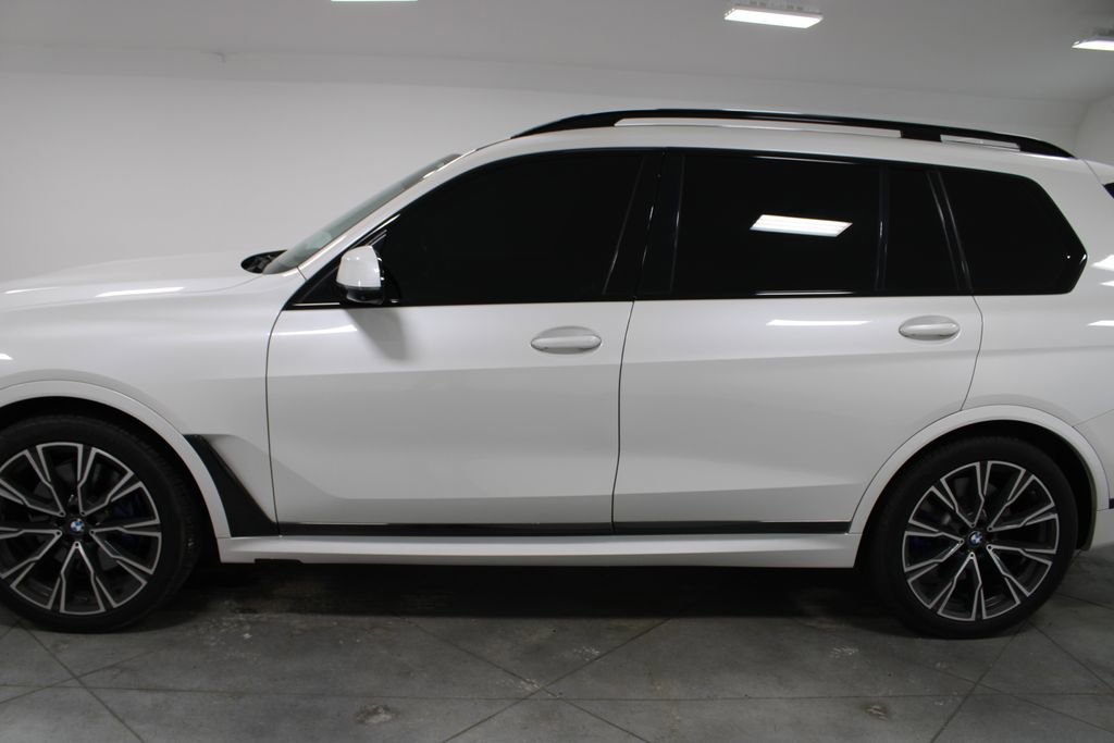 Used 2021 BMW X7 M50i w/ Executive Package AWD/4WD image 6