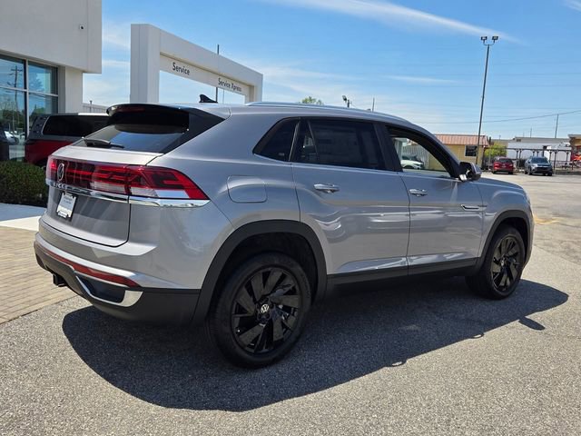 New 2026 Volkswagen Atlas Cross Sport SE FWD image 14