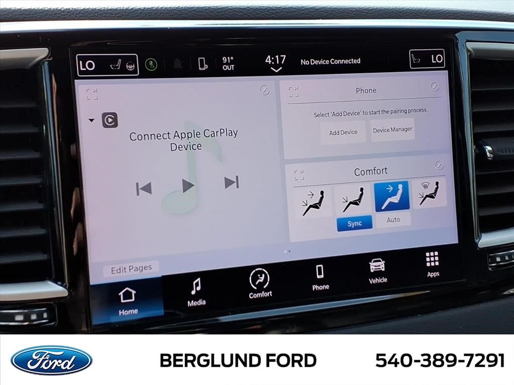 Used 2023 Chrysler Pacifica Touring-L FWD image 23