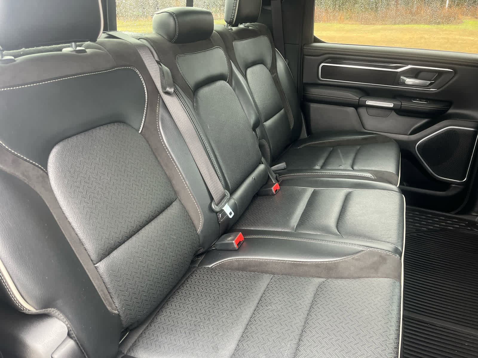 Used 2022 RAM 1500 Laramie w/ Sport Appearance Package image 27