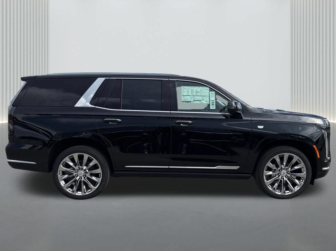 New 2026 Cadillac Escalade Luxury w/ LPO, Radiant Package AWD/4WD image 4