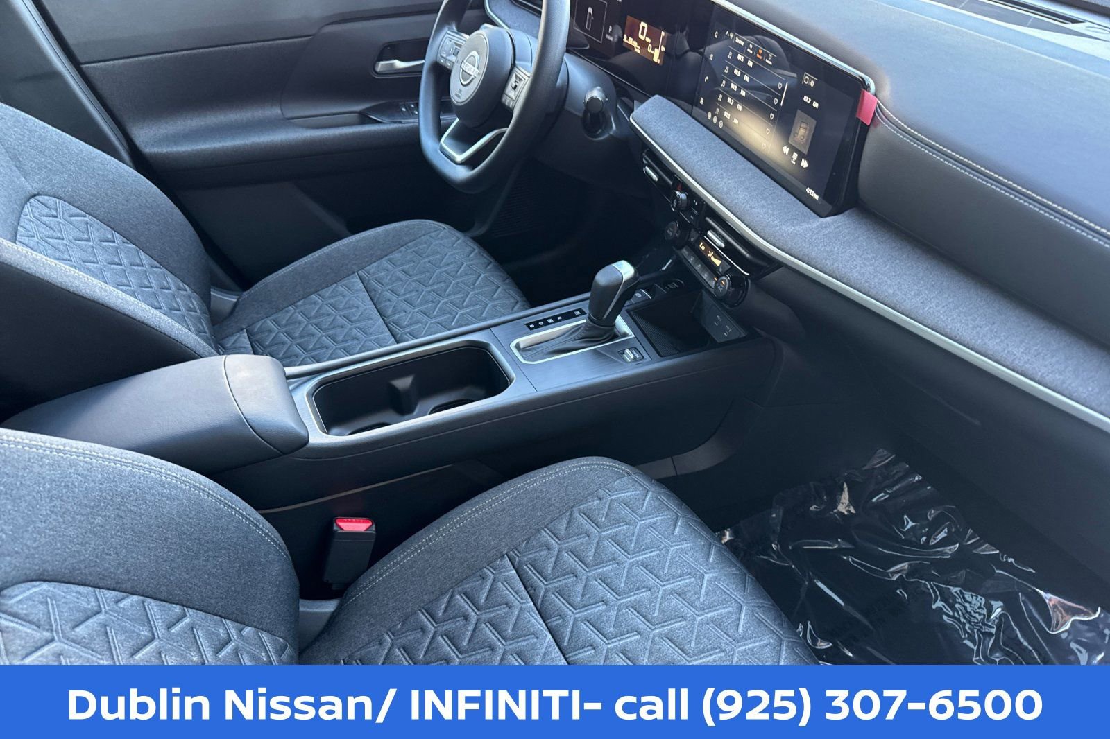 New 2026 Nissan Kicks SV w/ SV Premium Package AWD/4WD image 18