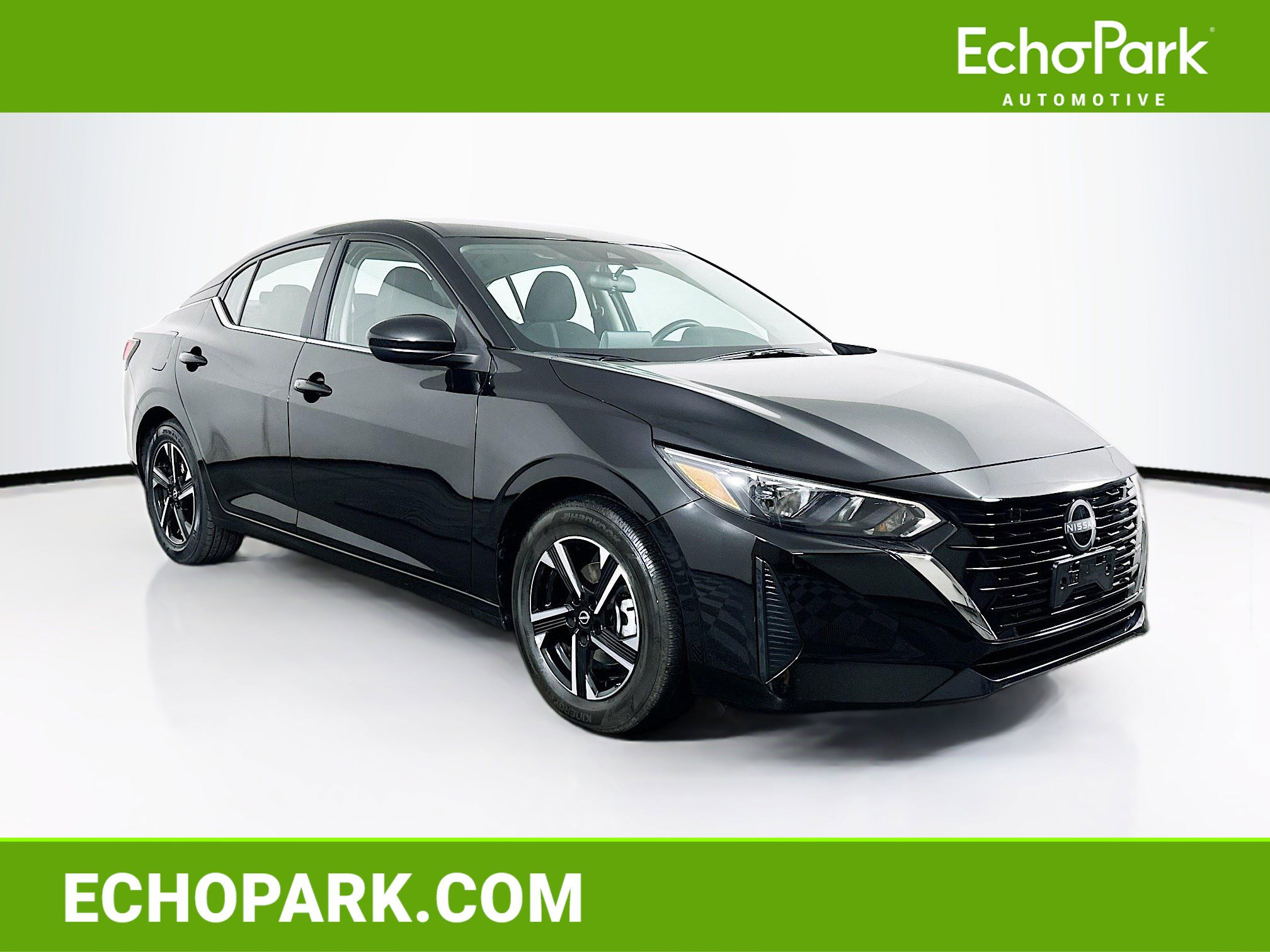 Used 2025 Nissan Sentra SV image 1