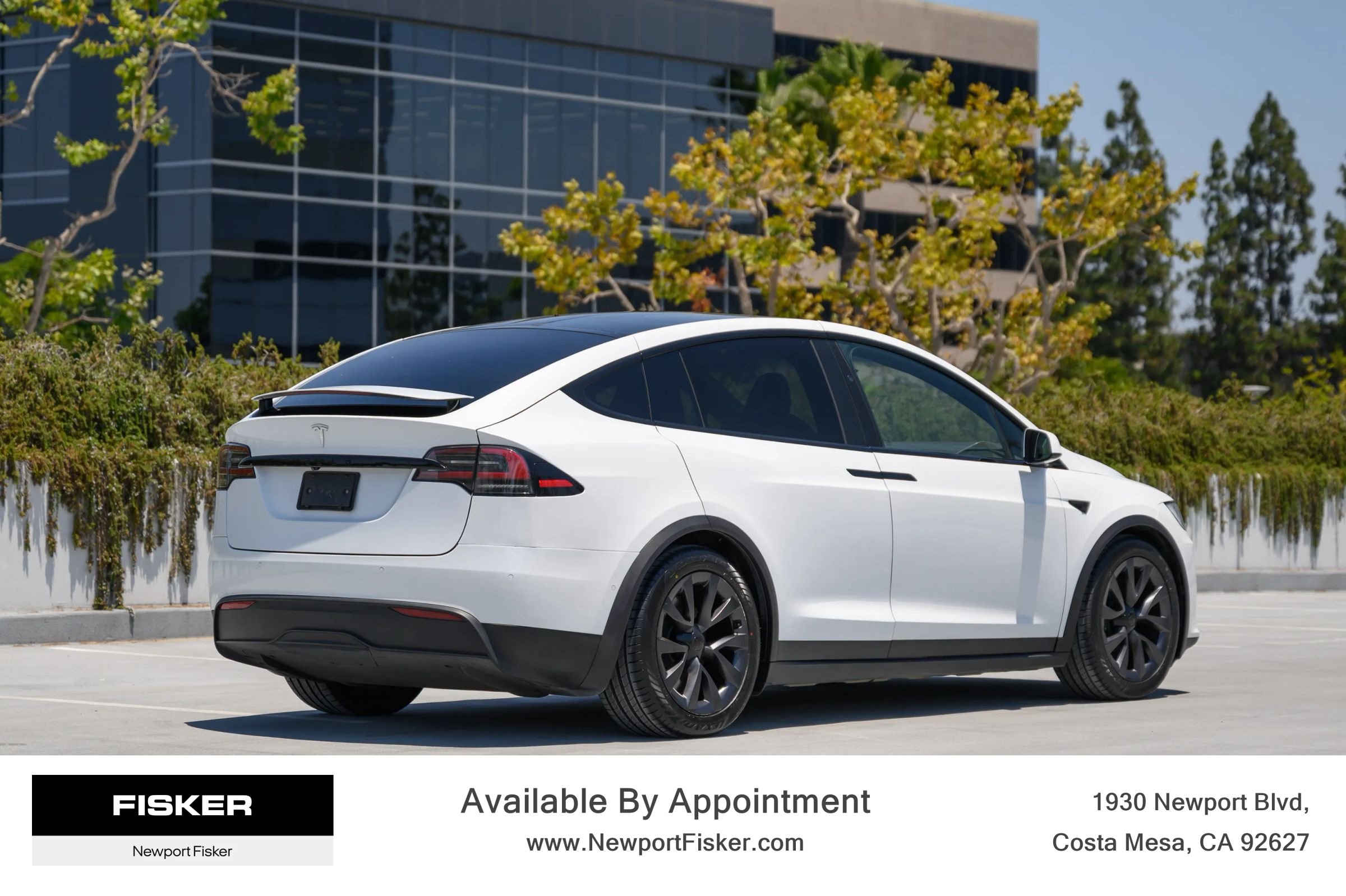 Used 2023 Tesla Model X AWD/4WD image 3