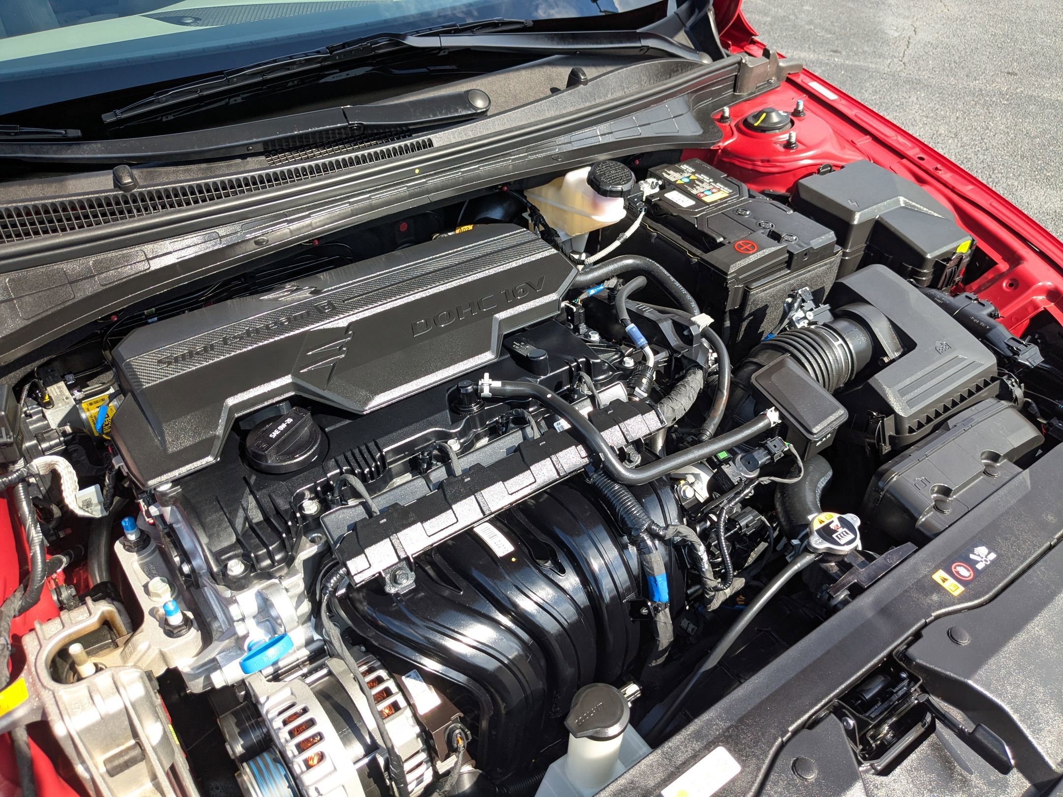 Used 2025 Hyundai Elantra SE image 29
