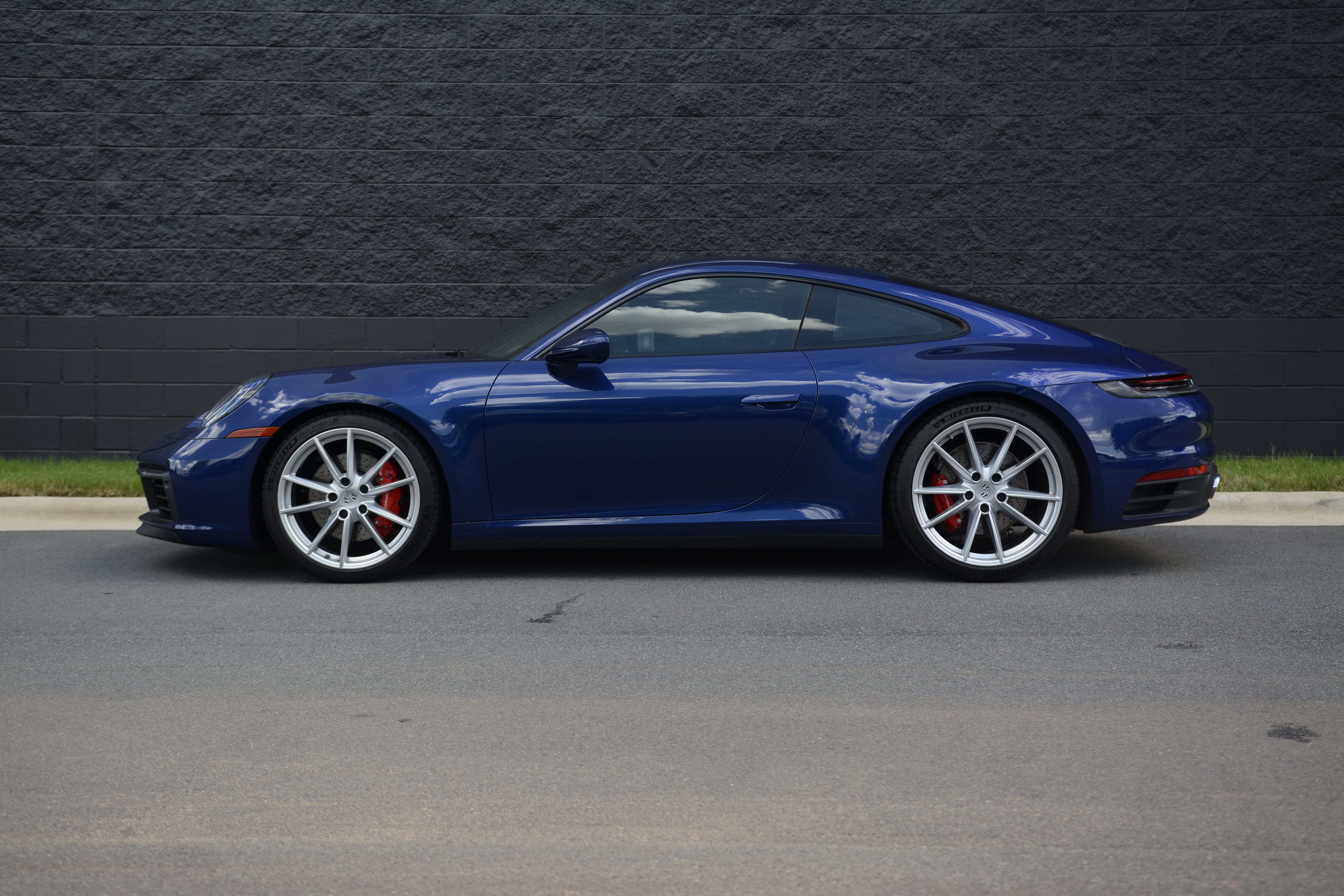 Certified 2024 Porsche 911 Carrera 4S AWD/4WD image 2