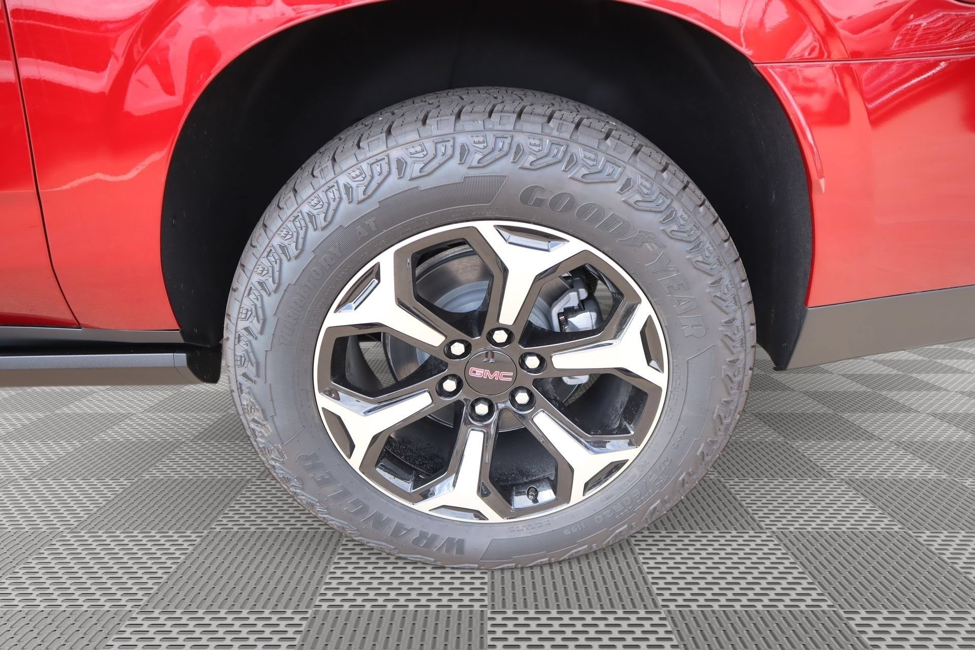 New 2026 GMC Yukon XL AT4 w/ AT4 Premium Plus Package AWD/4WD image 20