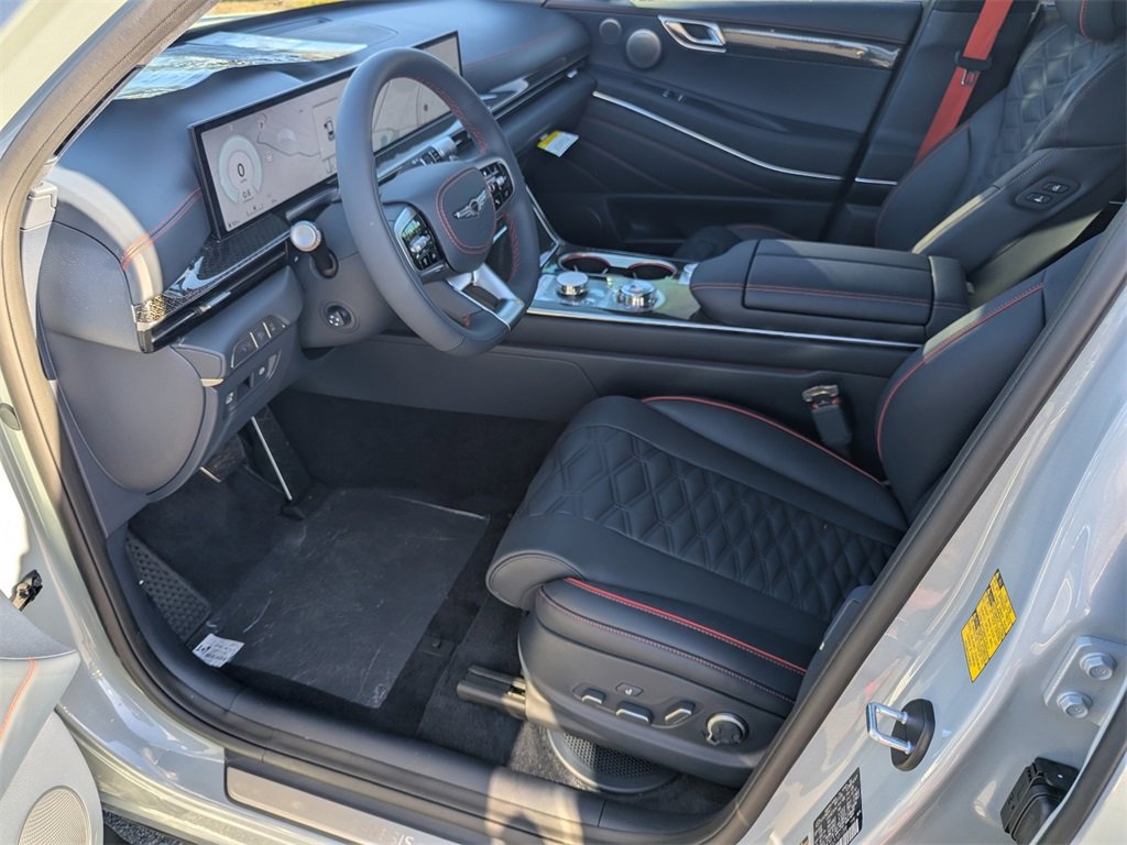 New 2026 Genesis GV80 3.5T e-SC image 9